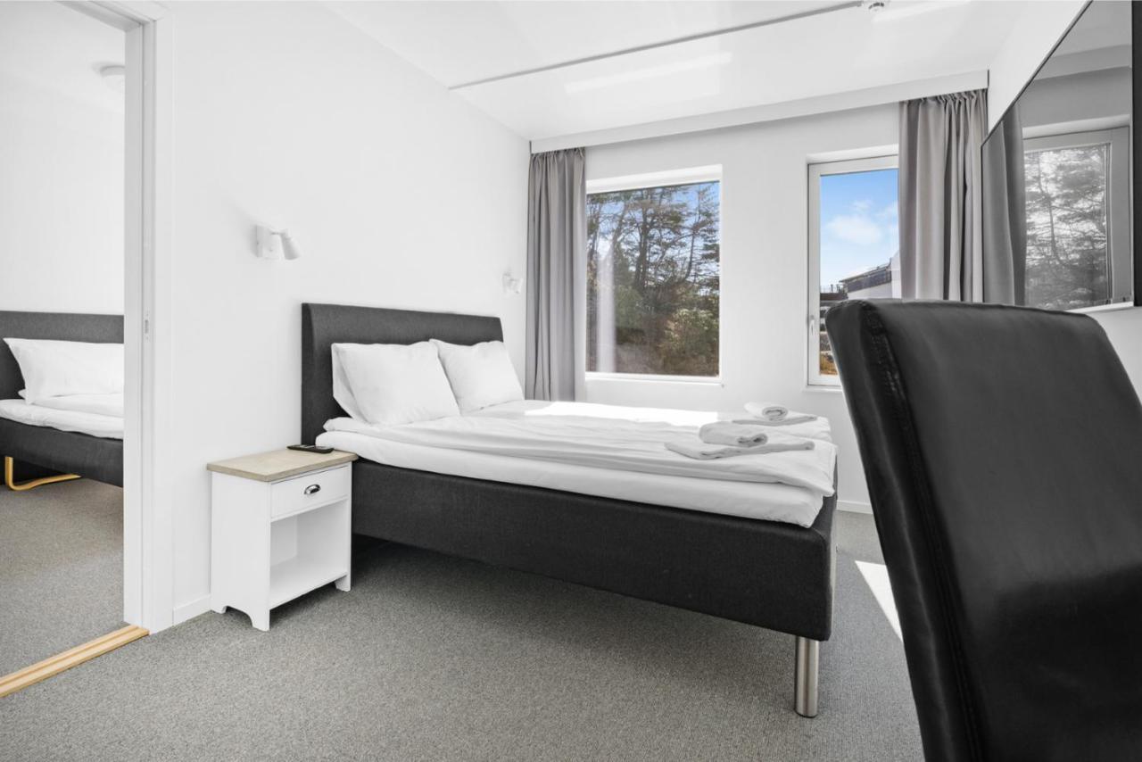 Kinn Hotell Florø Extérieur photo