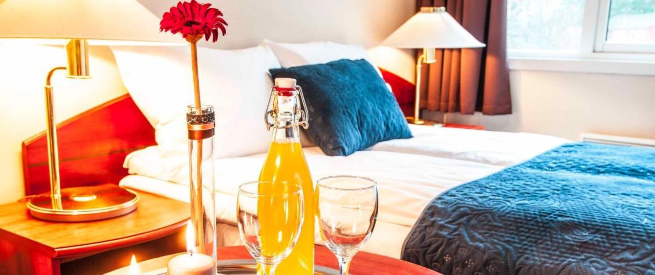 Kinn Hotell Florø Extérieur photo
