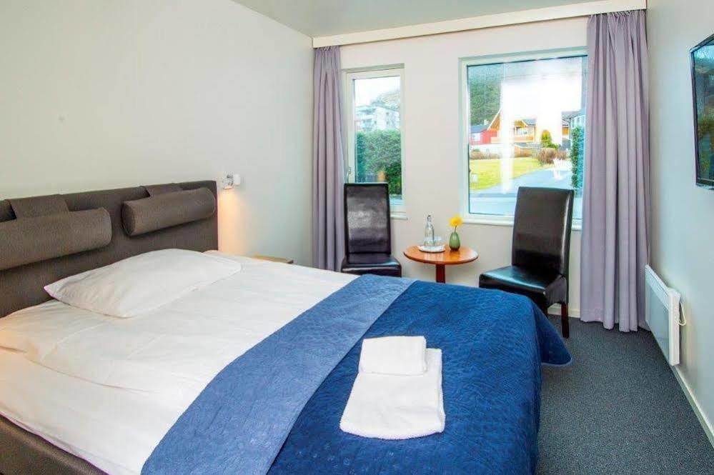 Kinn Hotell Florø Extérieur photo